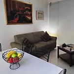 Visconti Apartment. Roma