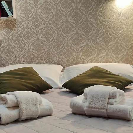 Visconti Apartment. Apartamento *
