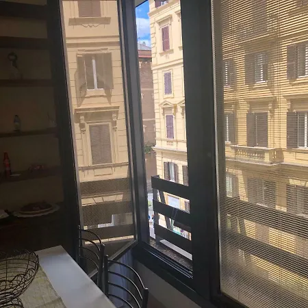 Visconti Apartment. روما