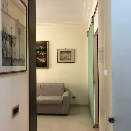 Visconti Apartment. * روما