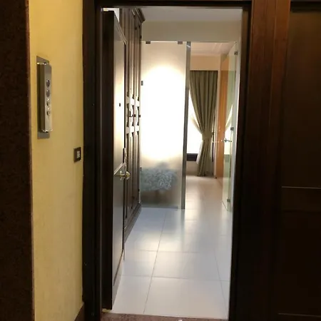 Visconti Apartment. * روما