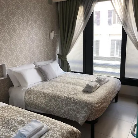 Visconti Apartment. * Roma